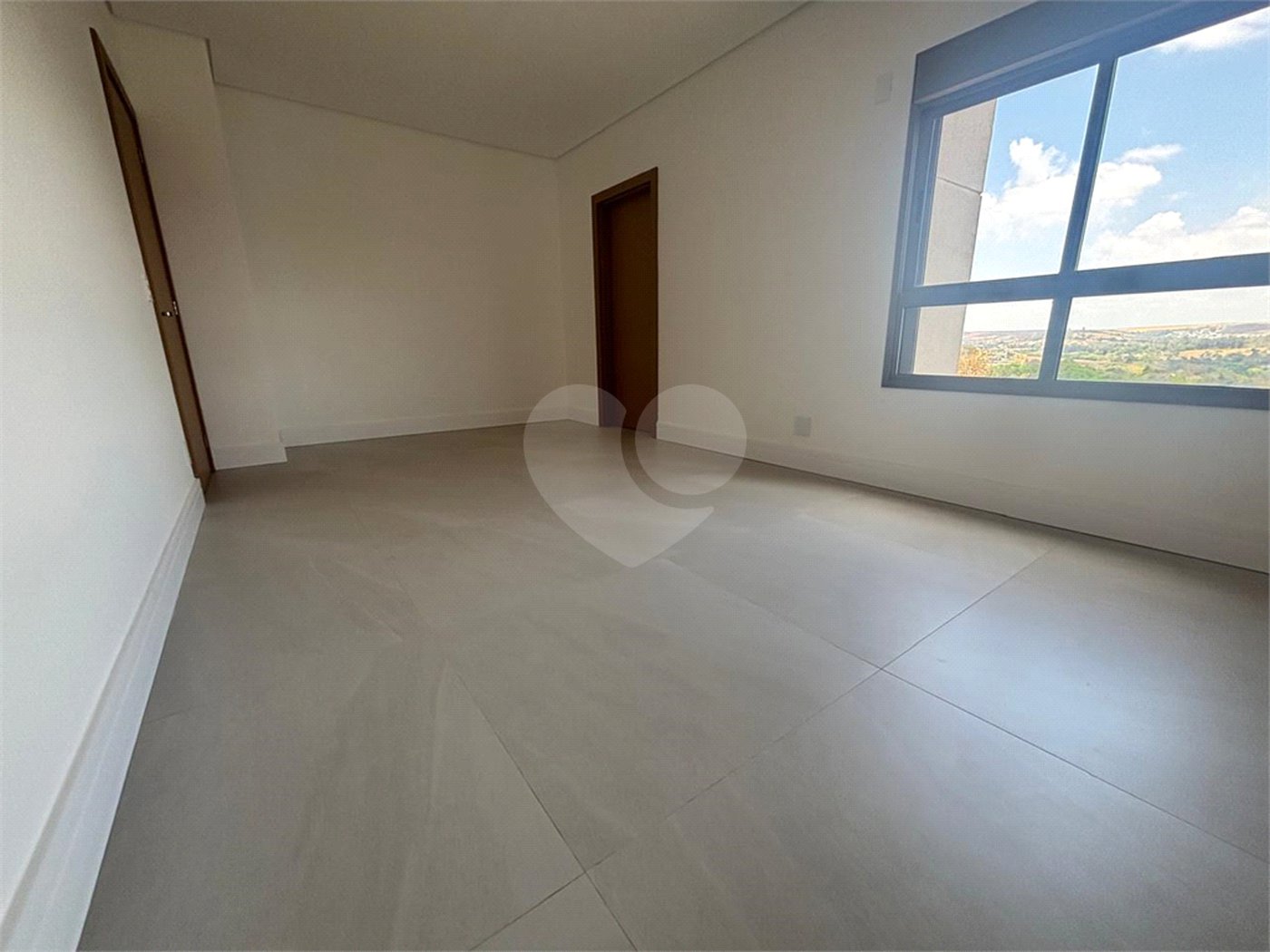 Apartamento à venda com 4 suítes em Jardim Ilhas do Sul, Ribeirão Preto, SP