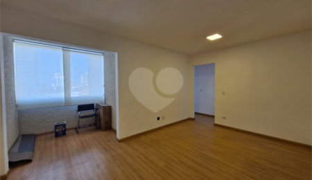 Apartamento à venda com 3 quartos, sendo 1 suíte,  em Santana, São Paulo, SP