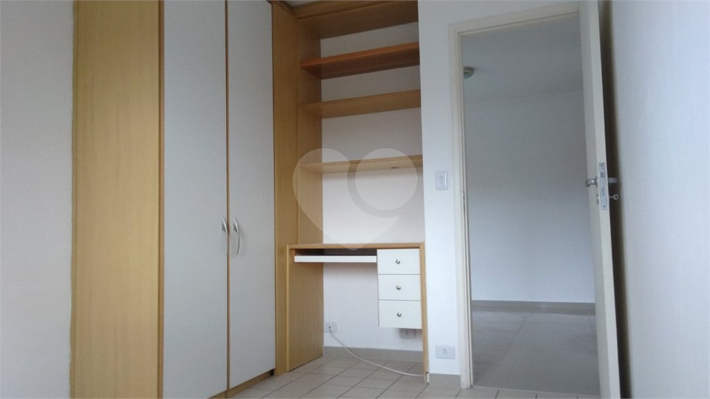 Apartamento à venda com 2 quartos em Jardim Ismênia, São José dos Campos, SP
