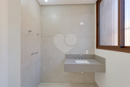 Casa à venda com 4 suítes no condomínio Casa Flora Badra, São Paulo - SP