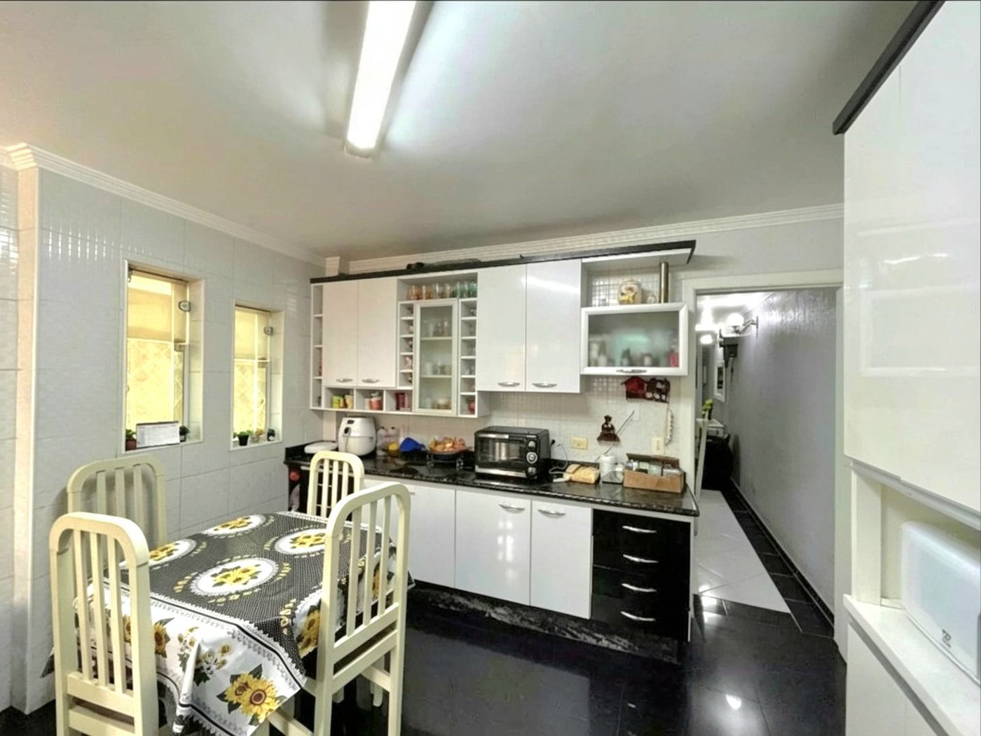 Casa com 3 dormitórios à venda, 210 m² por R$ 1.200.000,00 - Encruzilhada - Santos/SP