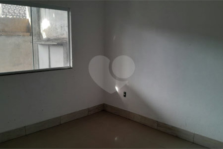 Casa à venda com 2 quartos em Campo Grande, Rio de Janeiro, RJ