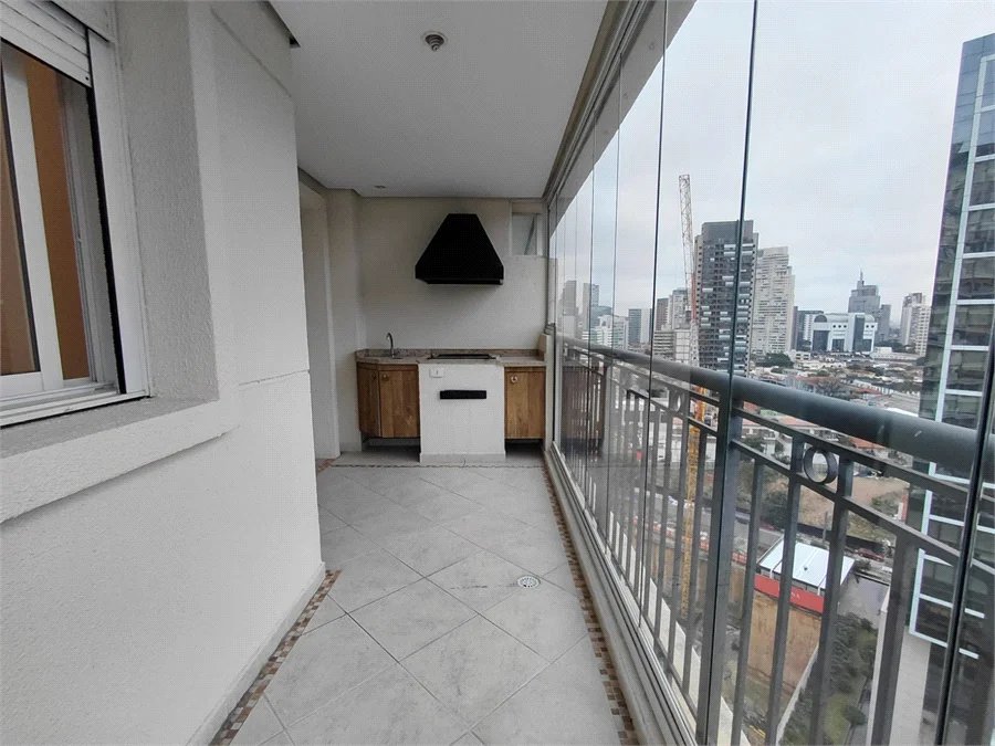 Apartamento à venda com 2 quartos, sendo 1 suíte,  em Pinheiros, São Paulo, SP