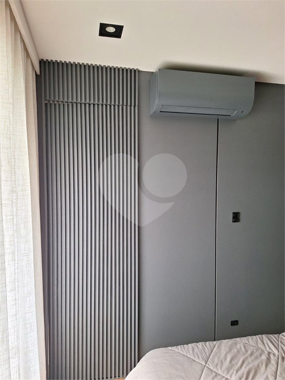 Apartamento à venda com 4 quartos, sendo 2 suítes,  em Vila Anastácio, São Paulo, SP