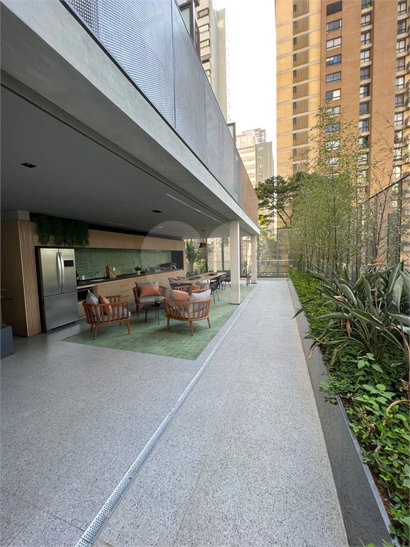 Apartamento à venda com 1 quarto em Moema, São Paulo, SP
