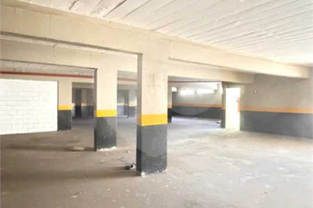 Prédio para alugar no Centro, Poá, SP