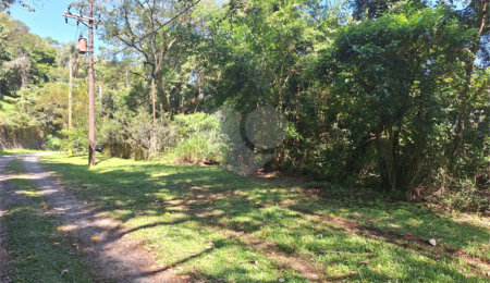 Terreno à venda no condomínio Alpes da Cantareira, Mairiporã - SP