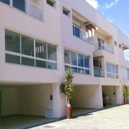 Casa à venda com 3 quartos, sendo 1 suíte, no condomínio Firenze, Sorocaba - SP