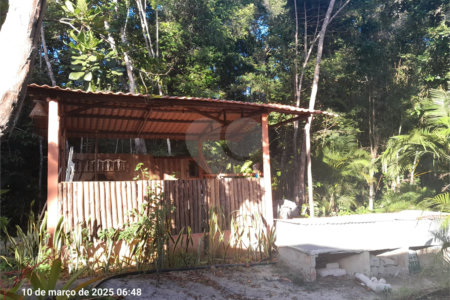 Chácara à venda com 3 quartos, sendo 1 suíte, no Centro, Santa Cruz Cabrália, BA