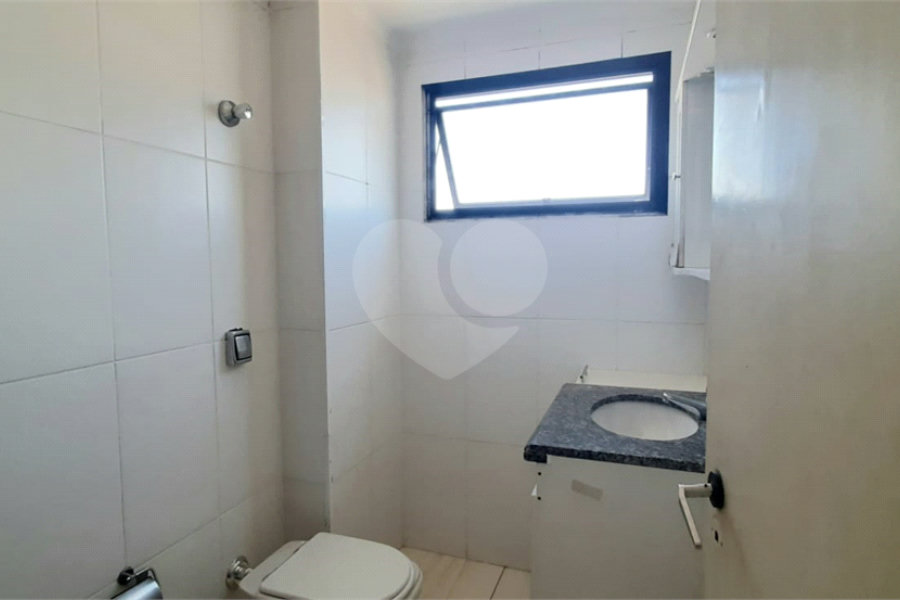 Apartamento à venda com 2 quartos em Vila Romero, São Paulo, SP