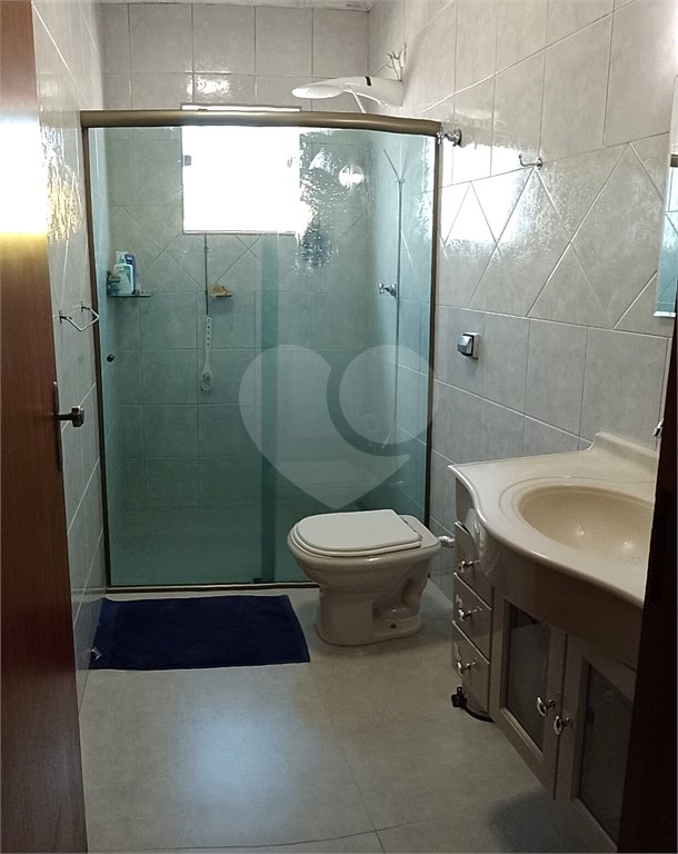 Sobrado à venda com 3 quartos, sendo 1 suíte, em Jardim Regina, São Paulo, SP