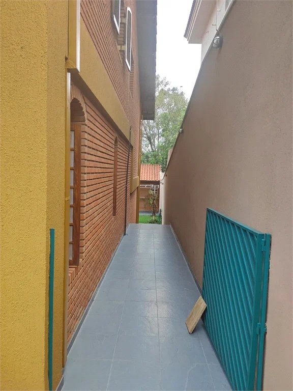 Casa à venda com 4 quartos, sendo 2 suítes, em Parque dos Príncipes, São Paulo, SP