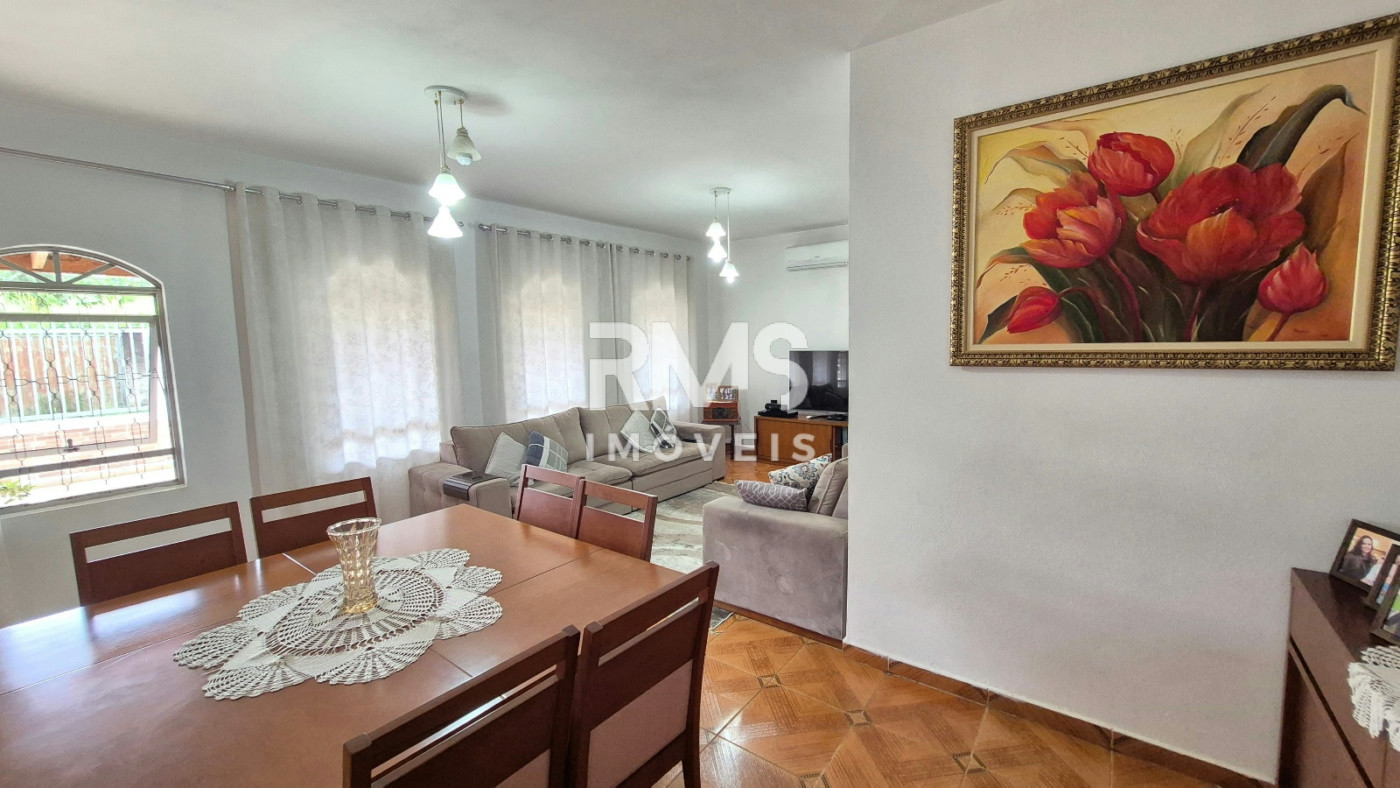 Casa à venda com 4 quartos, sendo 1 suíte,  em Villarejo Sopé da Serra (Vilarejo), Cabreúva, SP