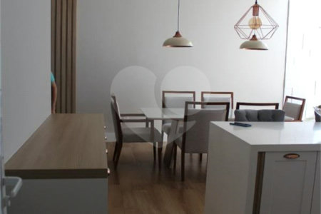Casa à venda com 3 quartos, sendo 2 suítes, no condomínio Residencial Mantova, Indaiatuba - SP