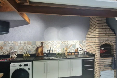 Sobrado à venda com 3 suítes em Vila Medeiros, São Paulo, SP