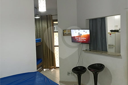 Apartamento à venda com 1 quarto no Centro, Mangaratiba, RJ