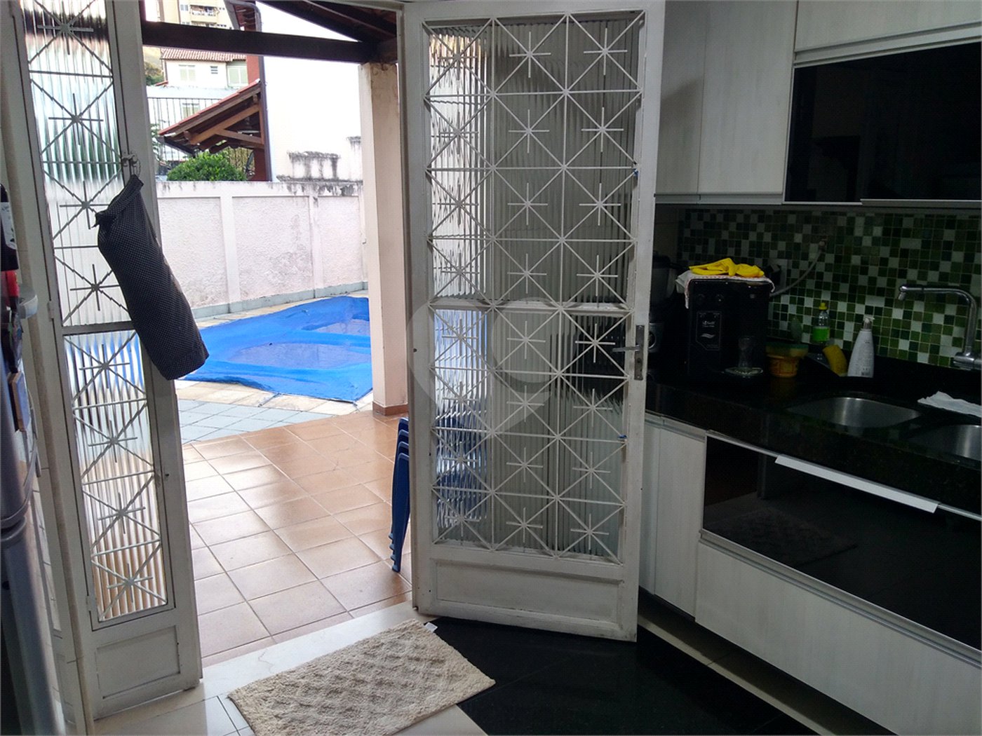 Casa à venda com 3 quartos, sendo 1 suíte,  no condomínio Conselheiro Ferraz, Rio de Janeiro - RJ