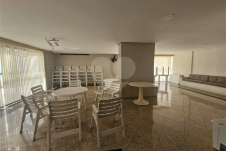Apartamento à venda com 3 quartos, sendo 1 suíte, em Santana, São Paulo, SP