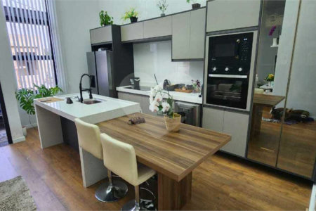 Casa à venda com 3 quartos, sendo 1 suíte, no condomínio Horto Florestal Villagio, Sorocaba - SP