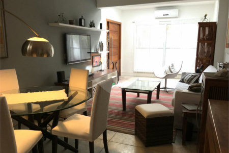 Sobrado à venda com 3 quartos, sendo 2 suítes,  em Granja Julieta, São Paulo, SP