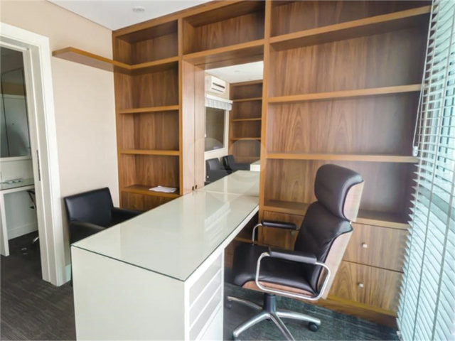 Sala à venda em Alto da Boa Vista, São Paulo, SP