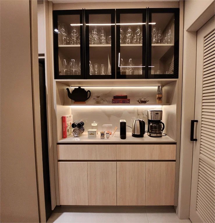 Apartamento à venda com 4 suítes em Jardim das Acácias, São Paulo, SP