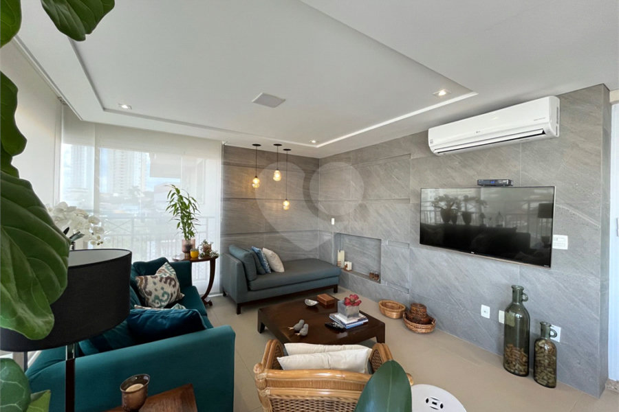 Apartamento à venda com 3 suítes em Santa Teresinha, São Paulo, SP