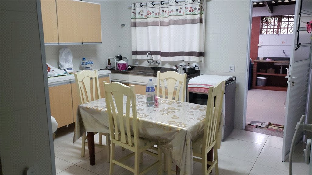 Casa à venda com 4 quartos em Cidade Jardim Cumbica, Guarulhos, SP