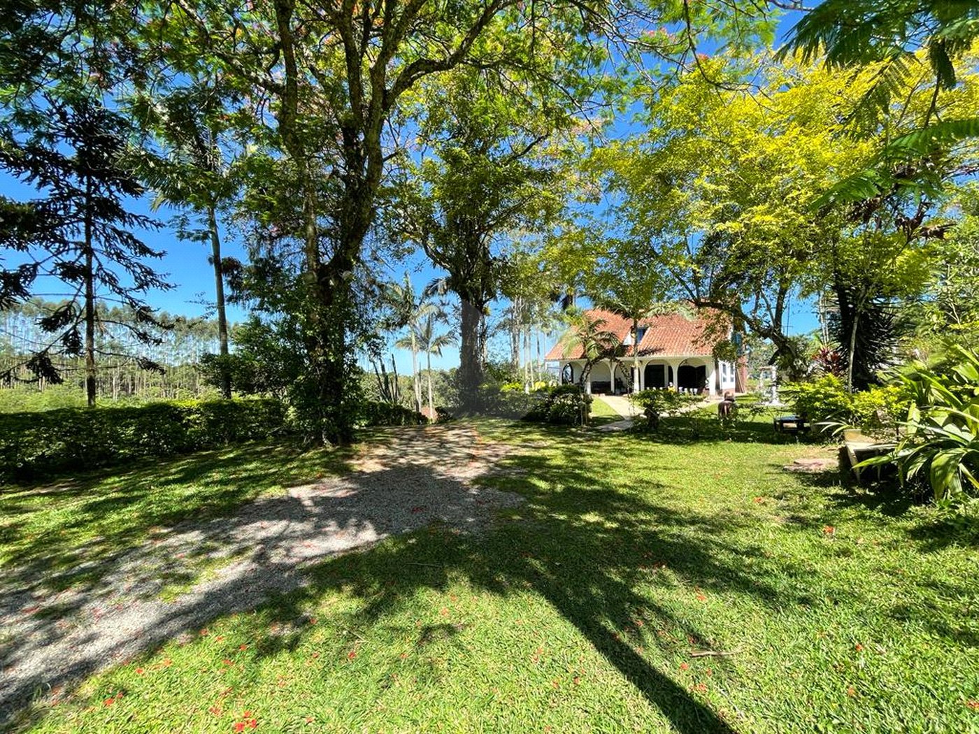Chácara à venda com 3 quartos, sendo 1 suíte, em Chácaras Copaco, Arujá, SP