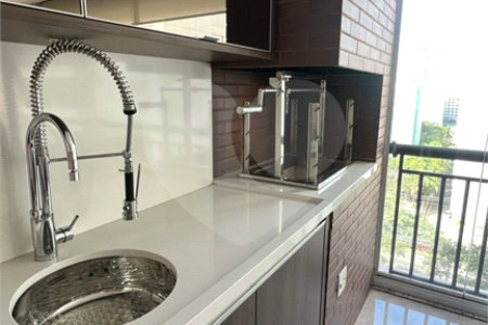 Apartamento à venda com 3 suítes em Água Branca, São Paulo, SP