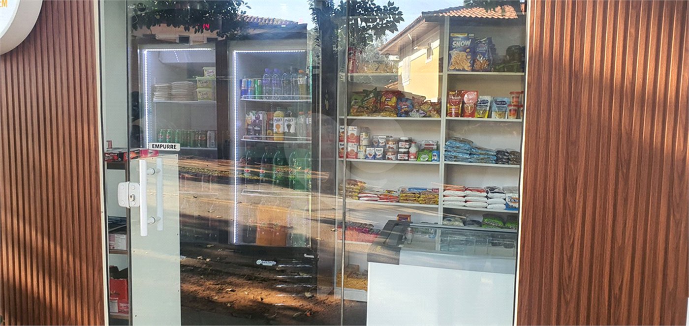 Casa à venda com 4 quartos, sendo 2 suítes, no condomínio Vila Panamericana, São Paulo - SP