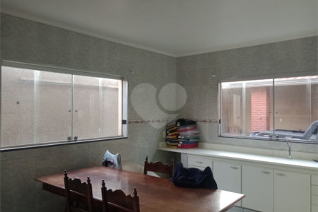 Casa à venda ou para alugar com 3 quartos, sendo 1 suíte, em Jardim Alvorada, Itapetininga, SP