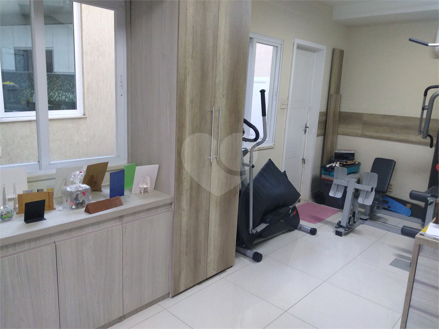 Casa à venda com 3 quartos, sendo 1 suíte,  no condomínio Conselheiro Ferraz, Rio de Janeiro - RJ