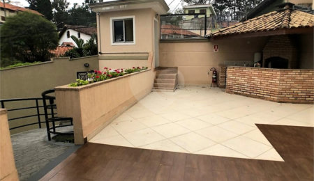 Casa à venda com 3 quartos, sendo 1 suíte,  no condomínio Res Vista Verde, São Paulo - SP