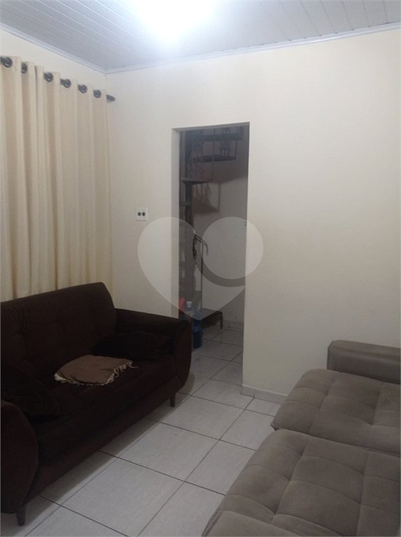 Casa à venda com 3 quartos, sendo 2 suítes, no condomínio Casa, São Paulo - SP