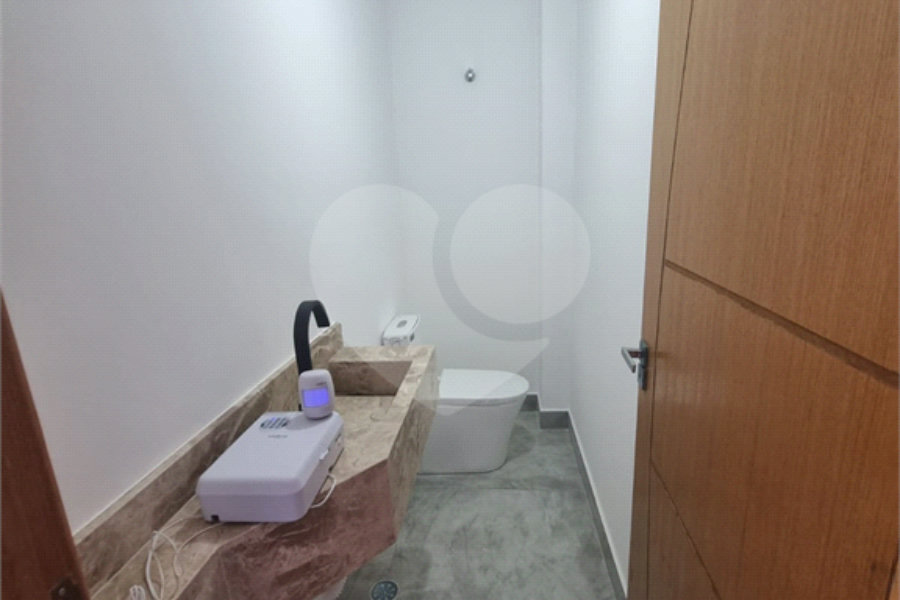 Sobrado à venda com 3 quartos, sendo 1 suíte, em Vila Bonilha, São Paulo, SP
