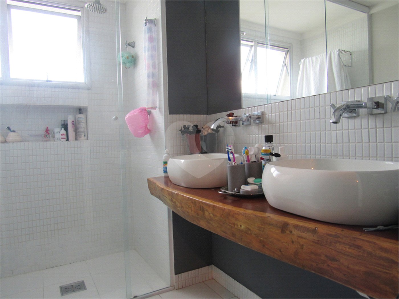 Apartamento à venda com 4 quartos, sendo 3 suítes, em Jardim Londrina, São Paulo, SP