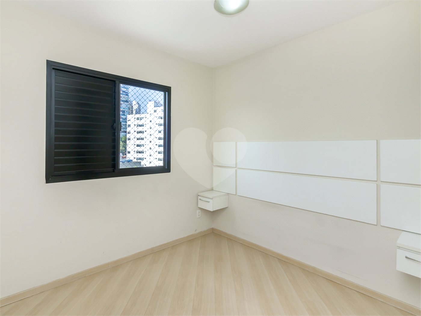 Apartamento à venda com 2 quartos, sendo 1 suíte, em Vila Mariana, São Paulo, SP