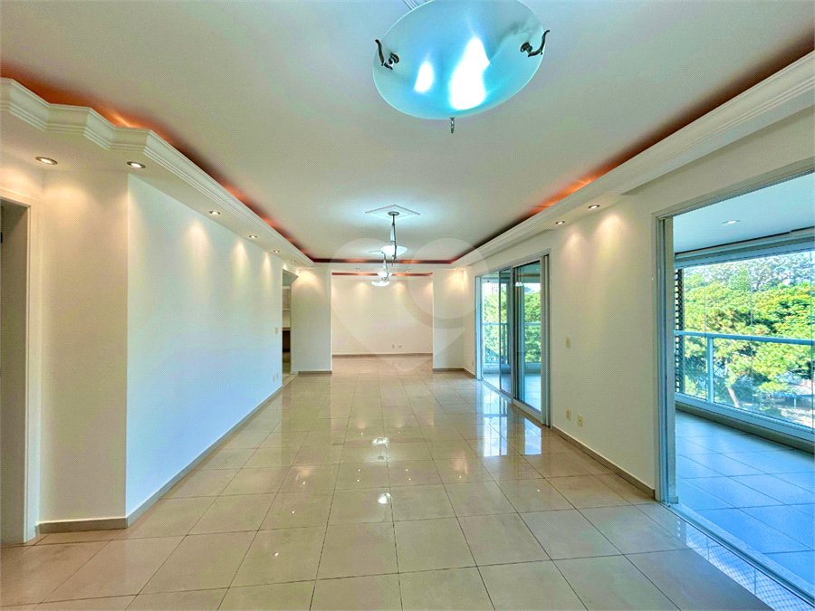 Apartamento à venda com 3 suítes em Chácara Santo Antônio (zona Sul), São Paulo, SP