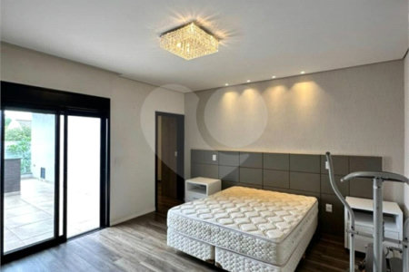 Casa à venda com 3 suítes no condomínio Amstalden Residence, Indaiatuba - SP