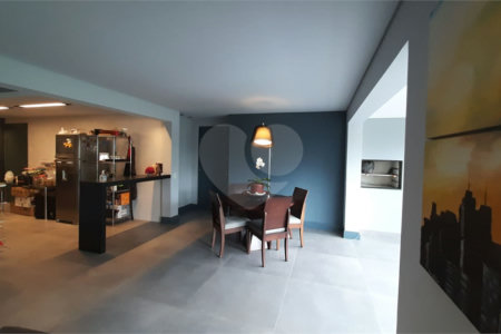 Apartamento à venda com 2 suítes em Jardim Caboré, São Paulo, SP