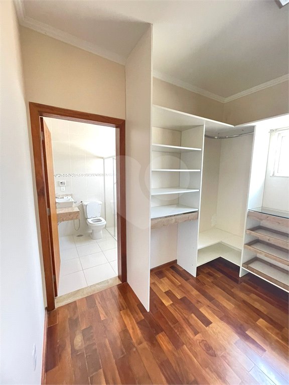 Casa à venda ou para alugar com 3 quartos, sendo 1 suíte, no condomínio Villagio Bella Citta, Mogi das Cruzes - SP