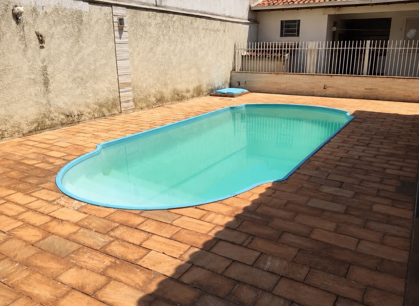 Casa à venda com 4 quartos, sendo 1 suíte,  em Vila Nova, Três Lagoas, MS