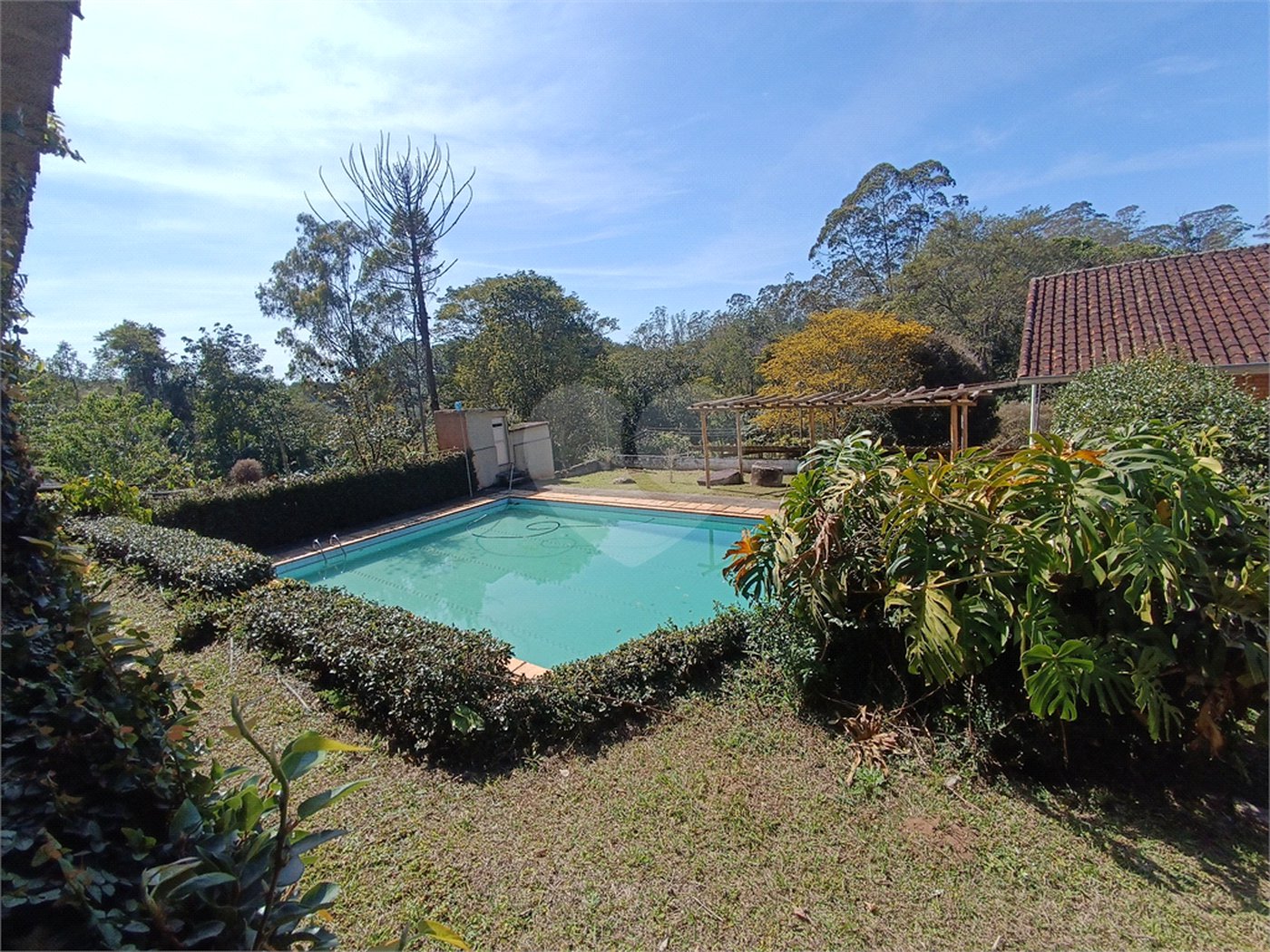 Chácara à venda com 4 quartos em Jardim Cardoso (mailasqui), São Roque, SP