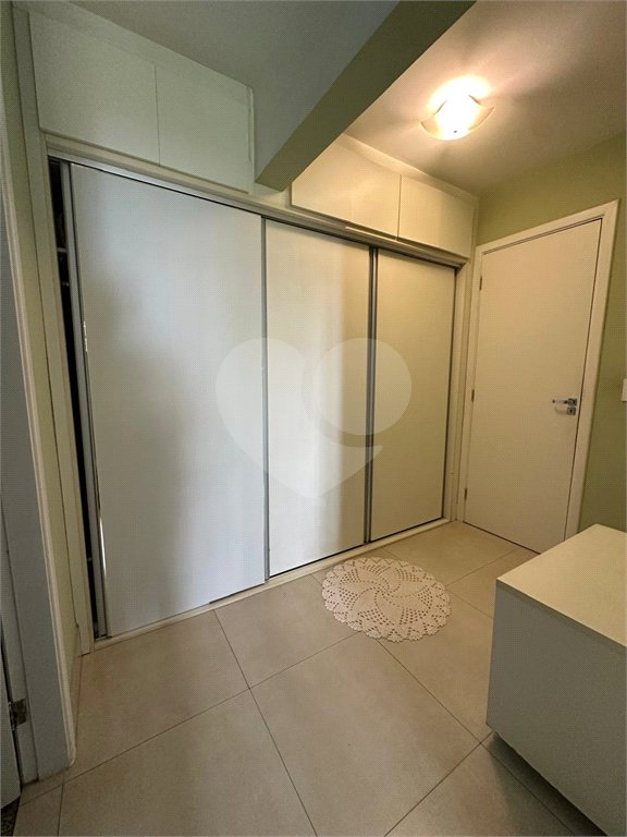 Casa à venda com 3 quartos, sendo 2 suítes, no condomínio Townhouse Village Morumbi, São Paulo - SP