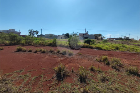 Terreno à venda em Parque Itapê, Itapetininga, SP