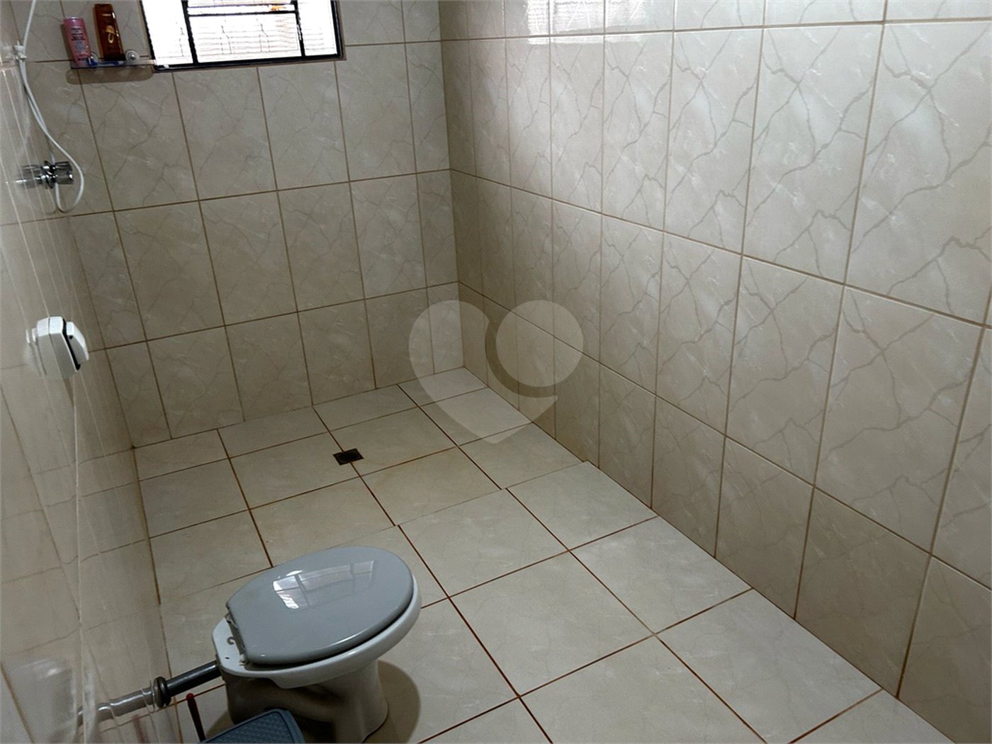 Sobrado à venda com 3 quartos, sendo 2 suítes, em Vila Mazzei, Itapetininga, SP