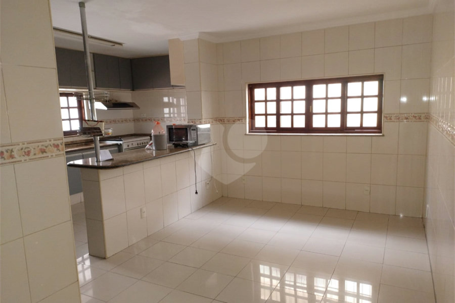 Casa Térrea à venda com 5 quartos, sendo 1 suíte,  em Tucuruvi, São Paulo, SP