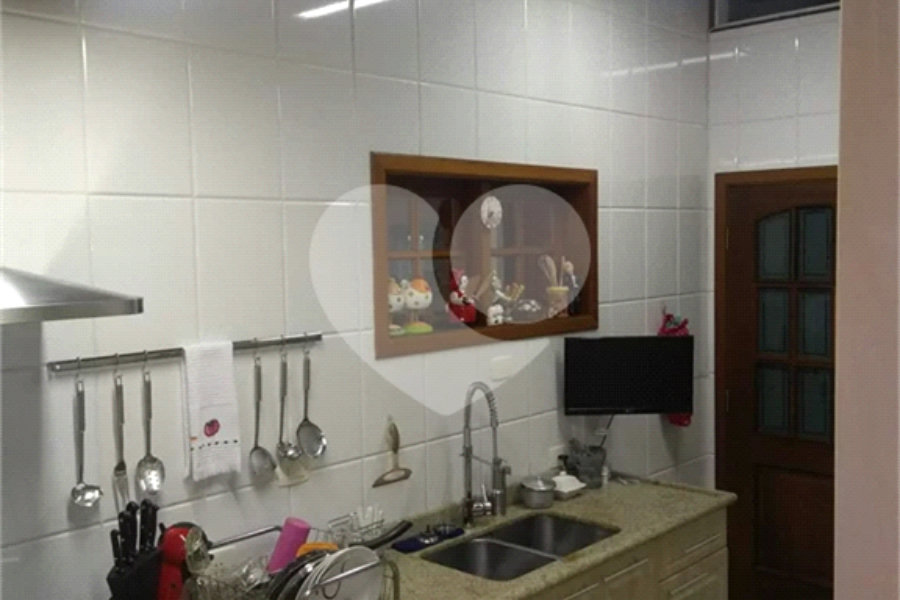 Casa à venda com 3 quartos, sendo 1 suíte, em Roseira, Mairiporã, SP