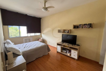 Apartamento à venda com 3 quartos, sendo 2 suítes, em Tijuca, Rio de Janeiro, RJ